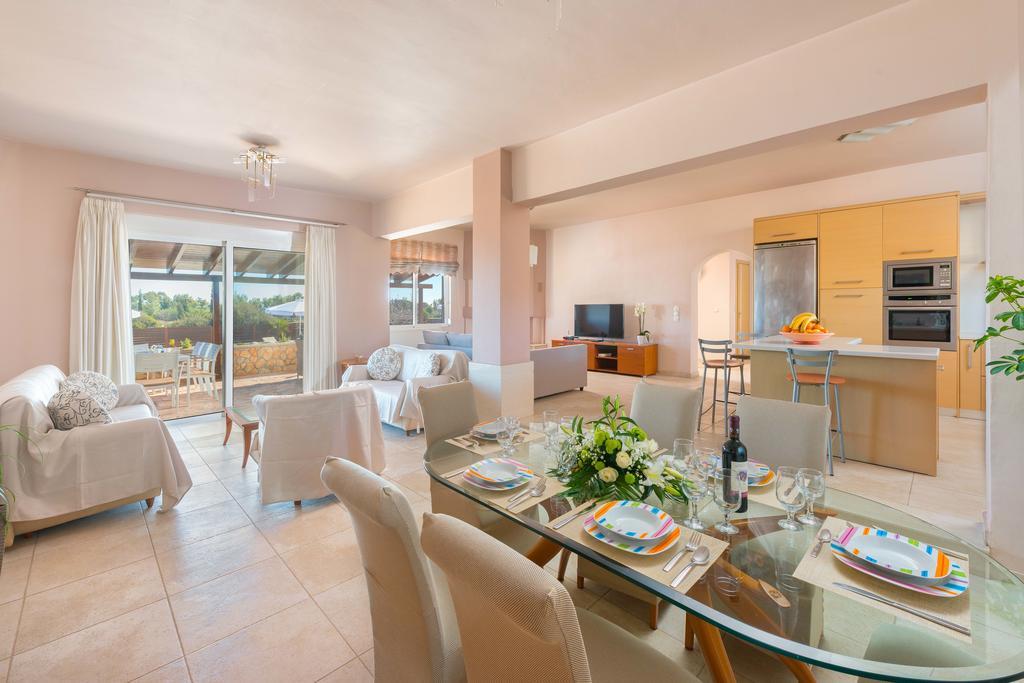 Marysol Luxury Villa Gennadi Eksteriør bilde